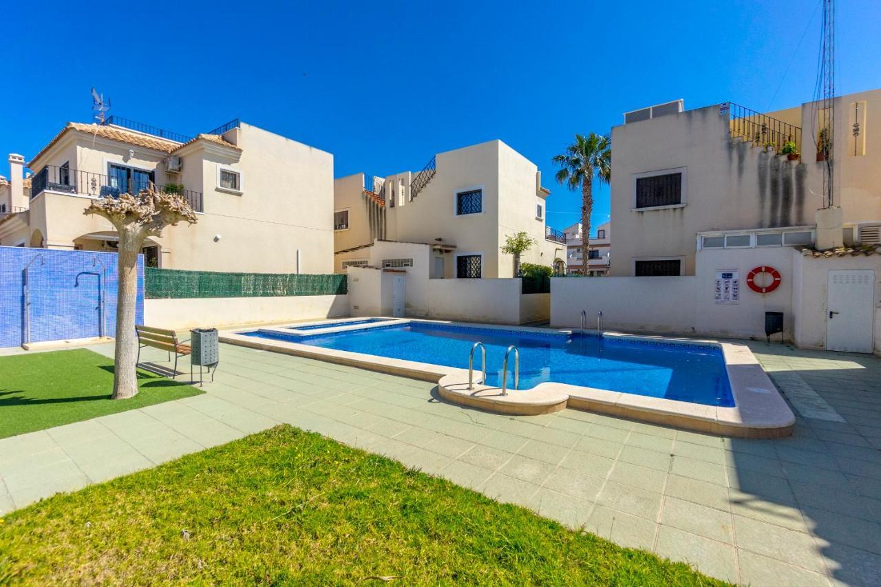 Fh Mediterraneo Torrevieja Luaran gambar